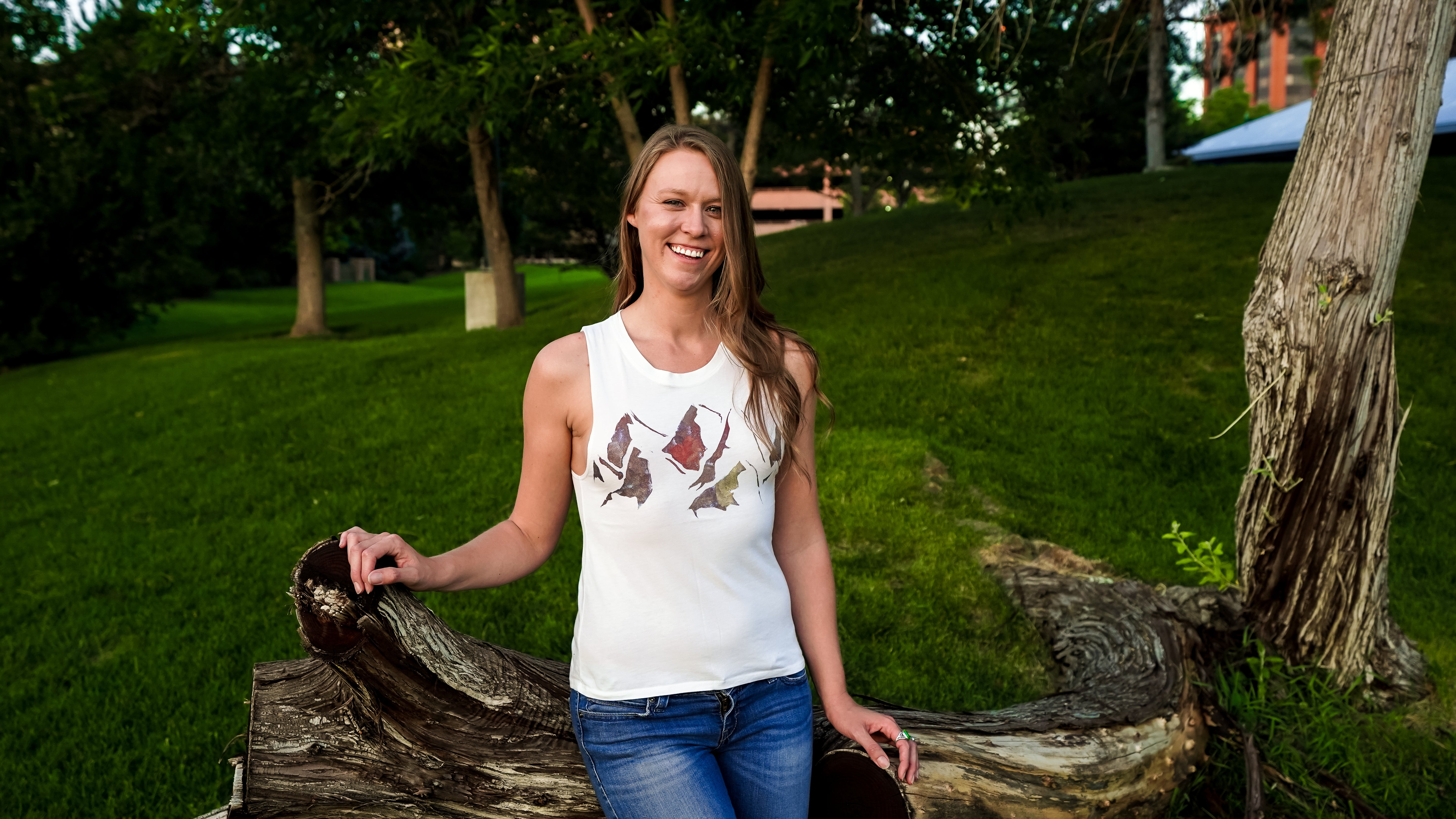 Women's Muscle Tanks