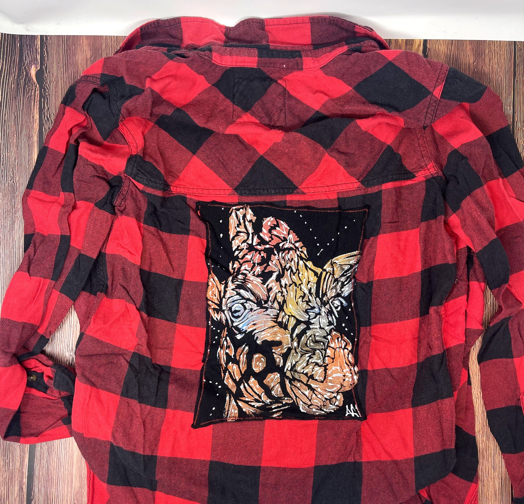 Aim High/Giraffe outlet Appliqué Rescued Long Sleeved Flannel shirt.